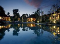 Villa Dea Sati, Villa at Night